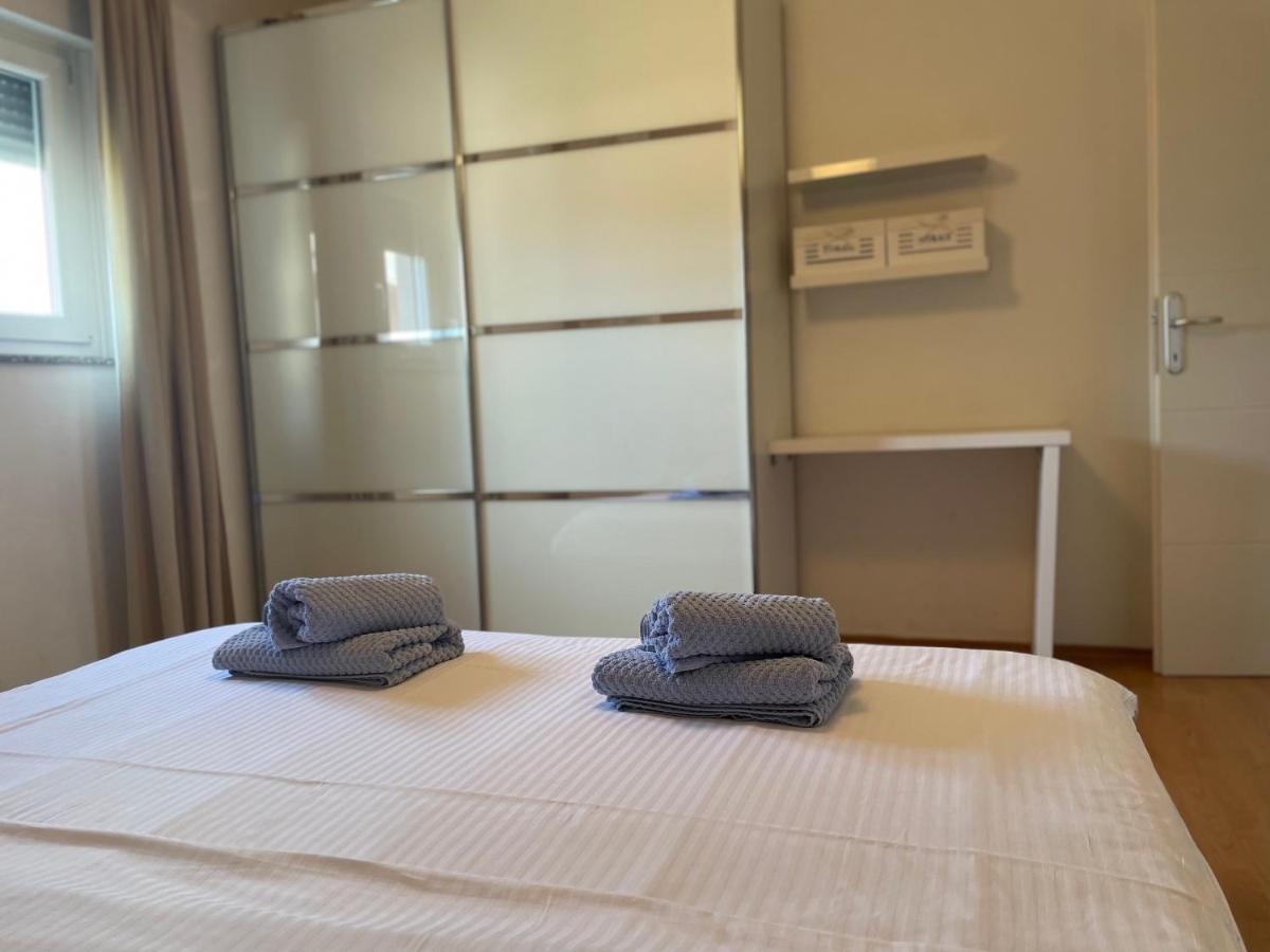 Apartmani Rasic Bibinje Zewnętrze zdjęcie