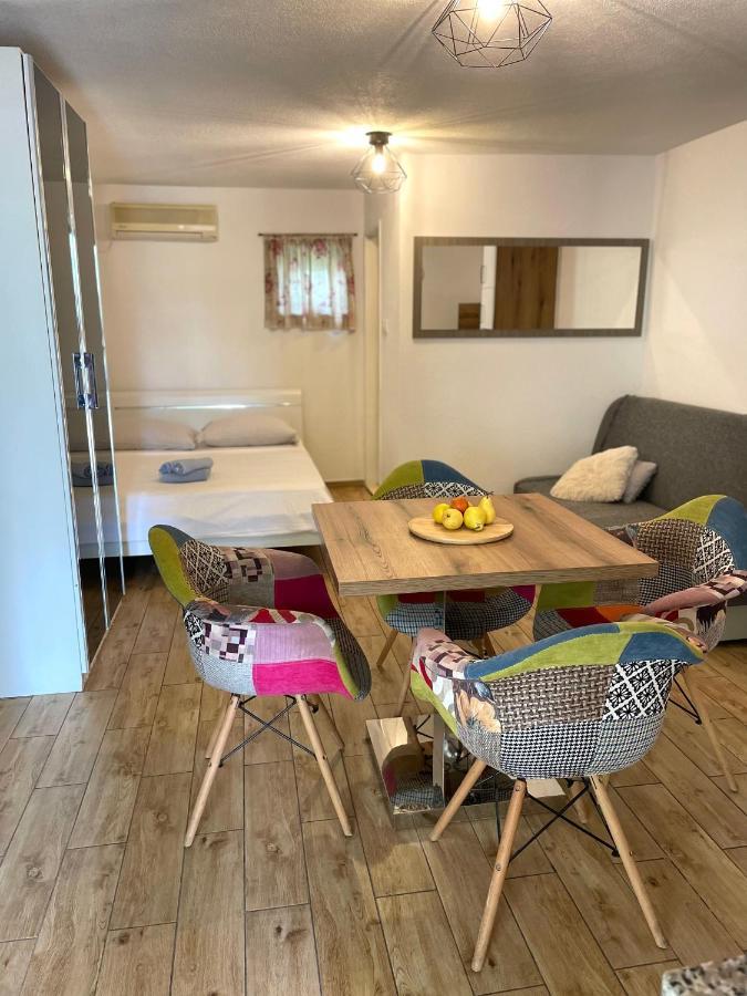 Apartmani Rasic Bibinje Zewnętrze zdjęcie