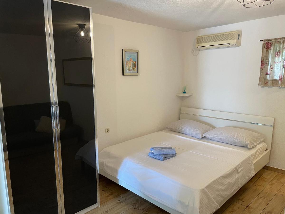 Apartmani Rasic Bibinje Zewnętrze zdjęcie