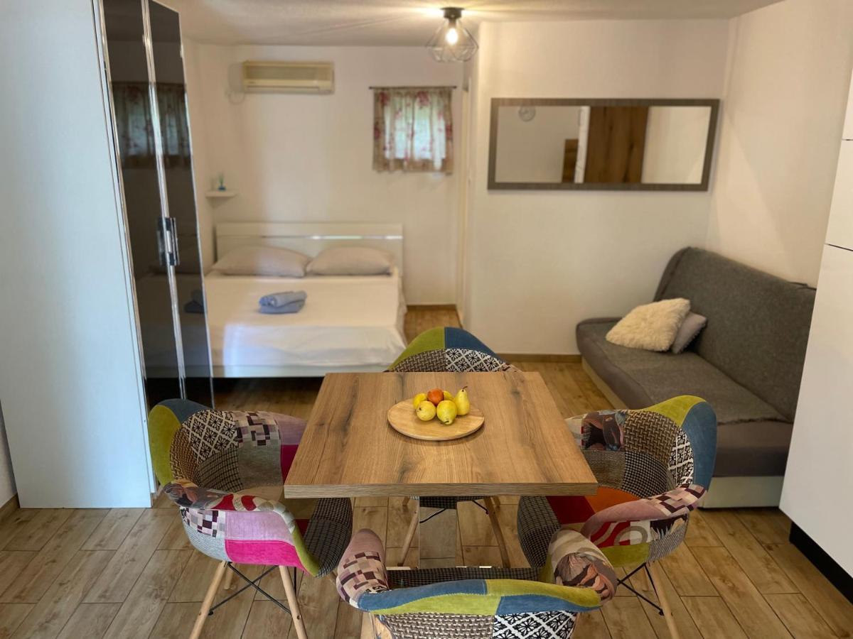 Apartmani Rasic Bibinje Zewnętrze zdjęcie
